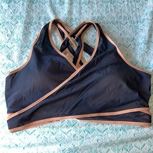 Fabletic’s Women’s Criss Cross Sports Bra